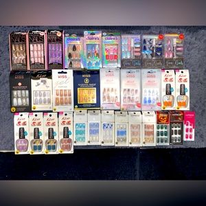 Huge lot of fake nails